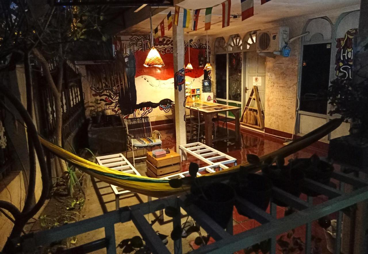 Deoplet Homestay & Gallery Yogyakarta Bagian luar foto
