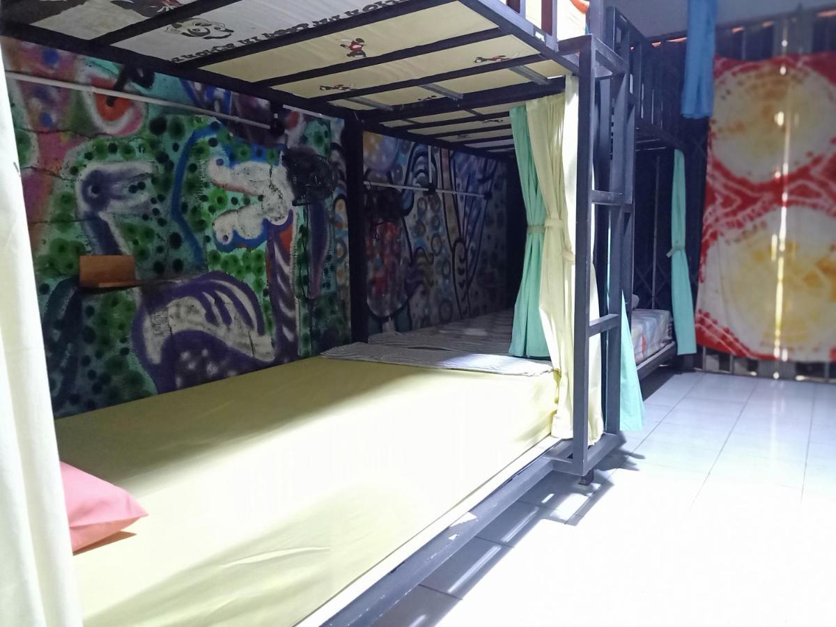 Deoplet Homestay & Gallery Yogyakarta Bagian luar foto