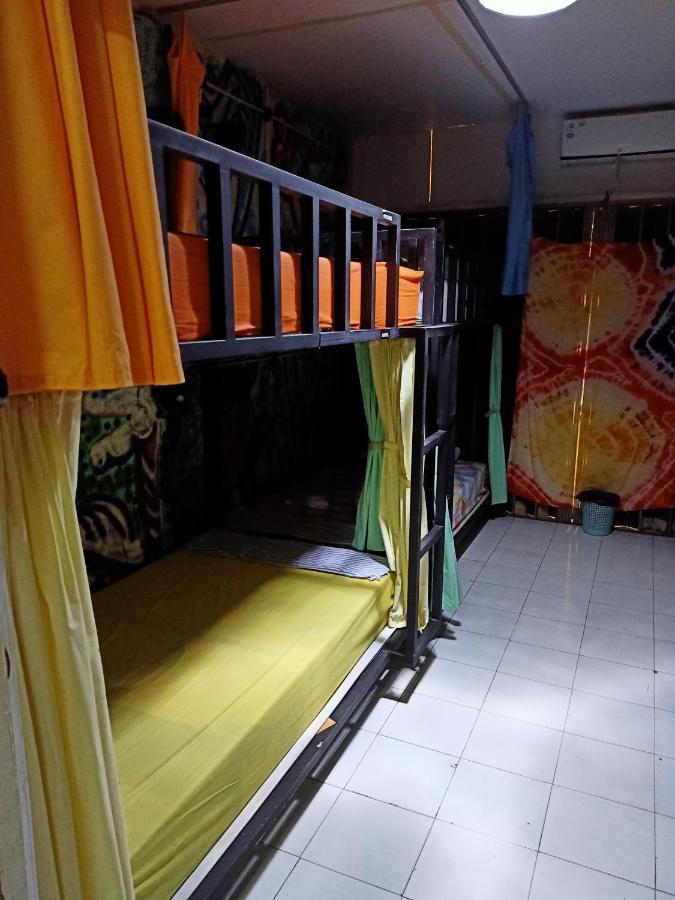 Deoplet Homestay & Gallery Yogyakarta Bagian luar foto